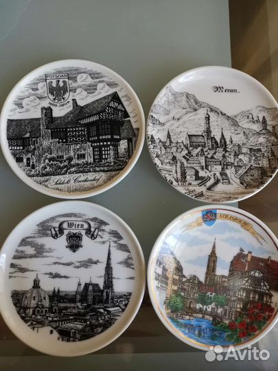 Настенная тарелка