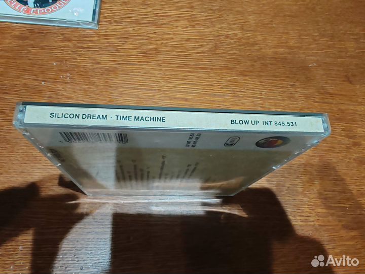 Cd silicone dream time machine