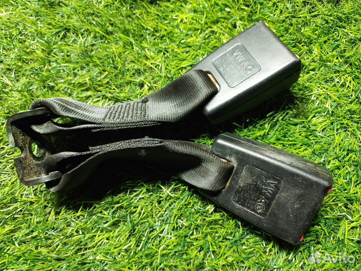 Ответная часть ремня безопасности Volkswagen Polo