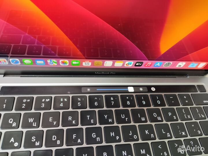 MacBook Pro 13 - inch, M1, 2020 (A2338)