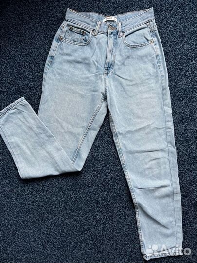 Джинсы голубые Mom pull&bear 42