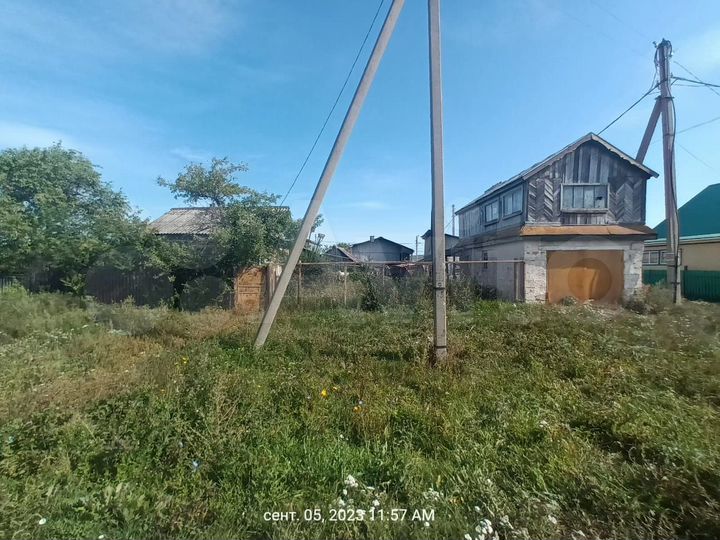 Дом 27 м² на участке 6,3 сот.