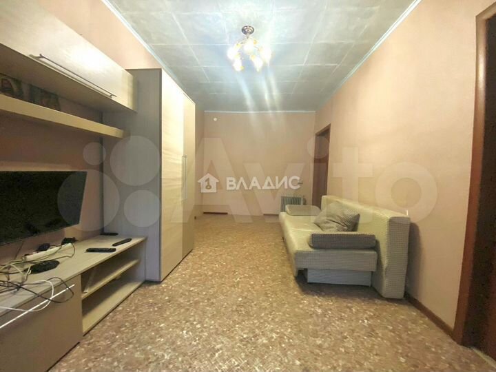 2-к. квартира, 43 м², 2/5 эт.