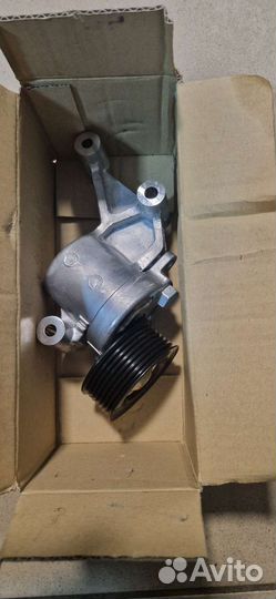 Натяжитель ремня приводного Nissan Qashqai j10