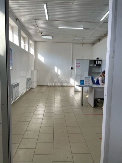 Продам торговое помещение, 264 м²