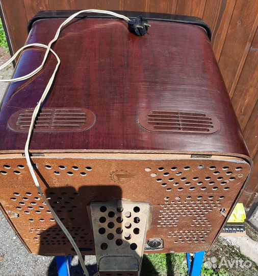 Телевизор бу «Неман»