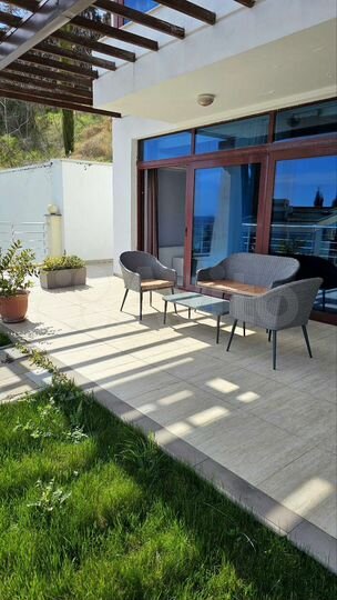 2-к. квартира, 70,2 м², 1/5 эт.