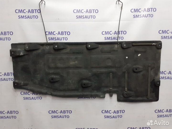 Защита днища правая Audi A8 D4 3.0 CGW 2010