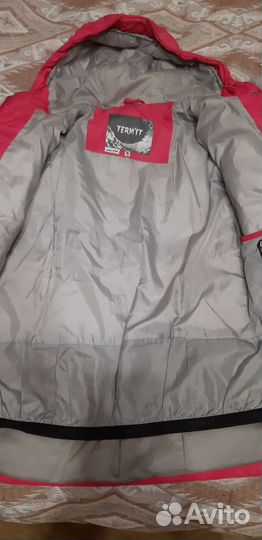 Горнолыжная куртка женская 42 44