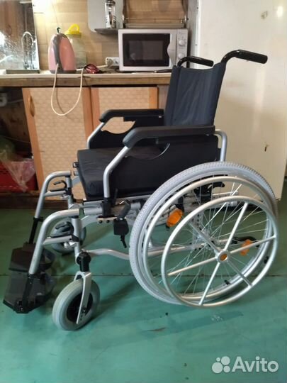 Инвалидная кресло-коляска складная ky954lgc