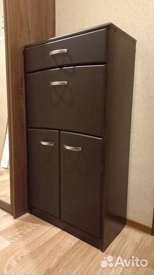 Обувница, тумба для обуви