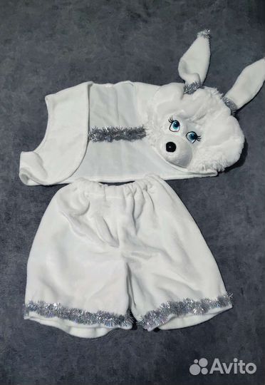 Новогодний костюм зайчика