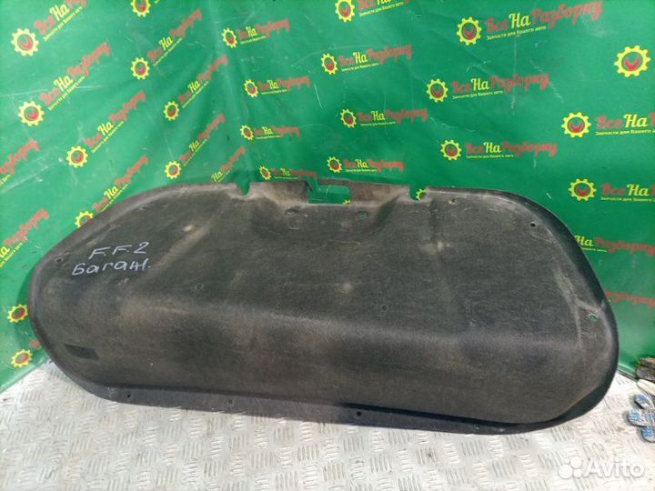 Обшивка двери багажника Ford Focus 2