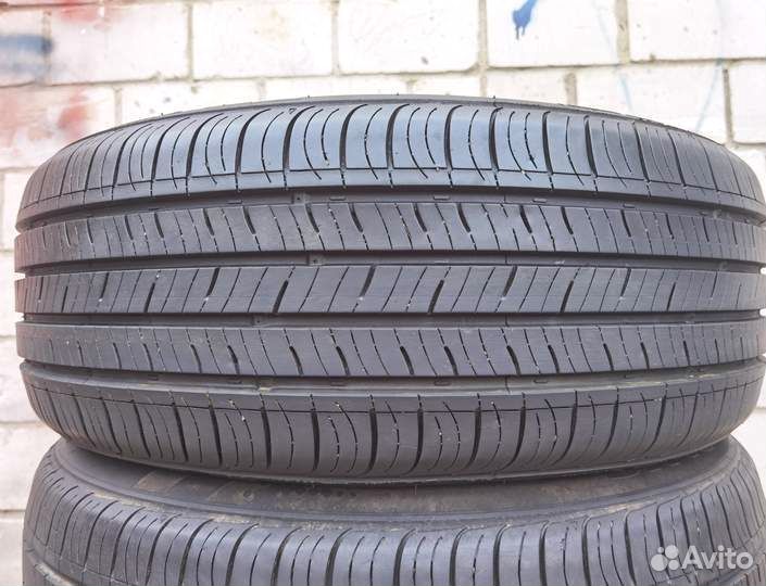 Kumho Solus TA31 215/55 R17 94V