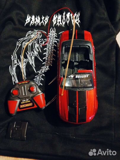 Машинка на радио управлении