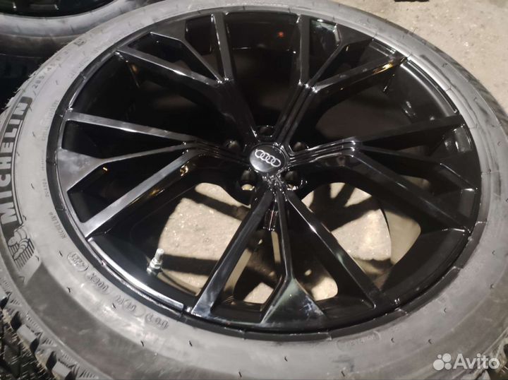 R21 Nokian Tyres Hakkapeliitta 10p SUV 285/45, PCD 5x112 DIA 66.6