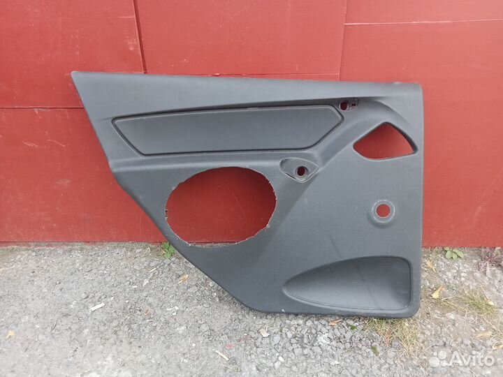 Дверная карта Лада Гранта задняя левая