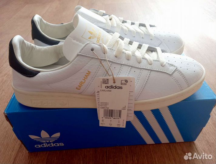 Кроссовки adidas Earlham