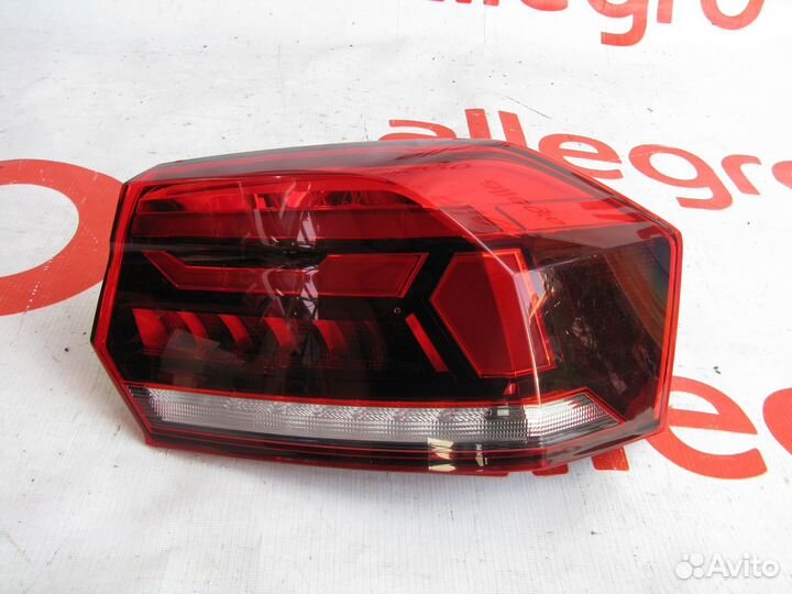 VW Polo Liftback фонарь задний правый 2020+