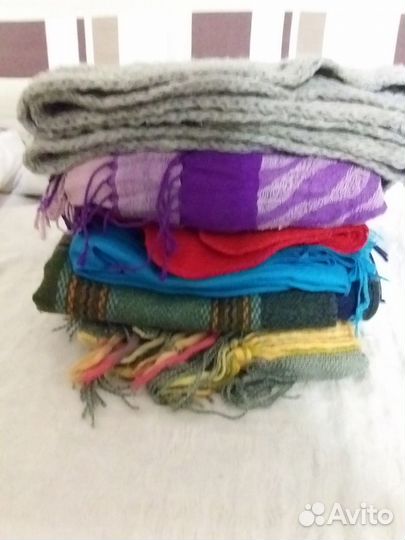 Шарфы женские, палантины