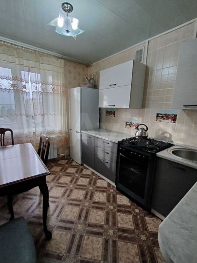 2-к. квартира, 60 м², 9/9 эт.