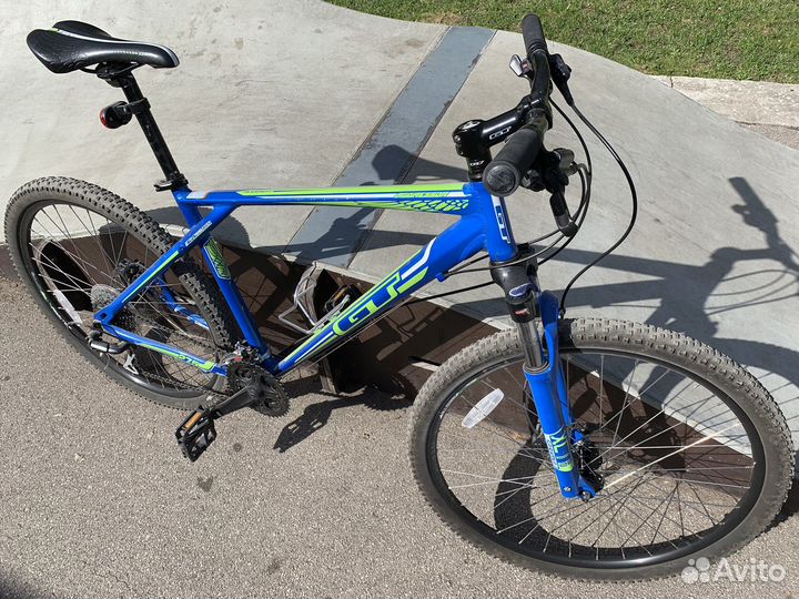 Отличный горный велосипед GT Aggressor