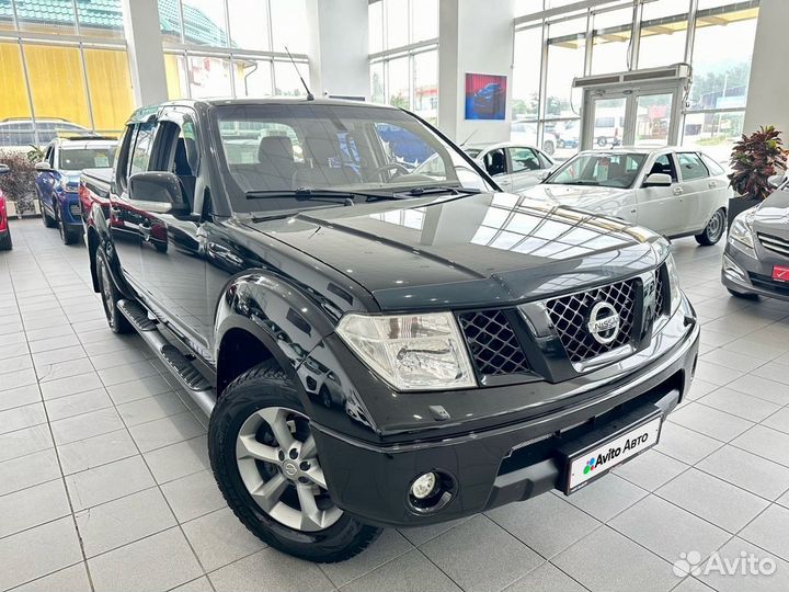 Nissan Navara 2.5 AT, 2008, 226 499 км