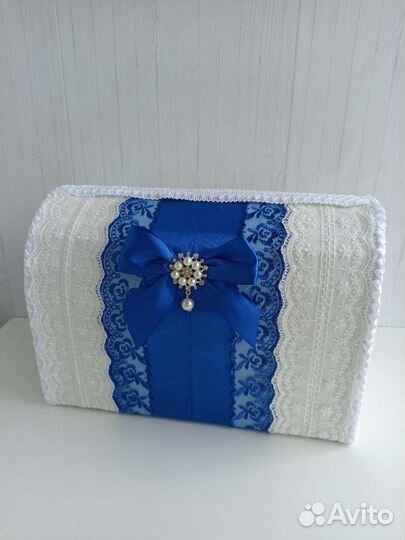 Свадебный сундук, казна для подарков