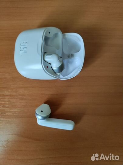 Беспроводные наушники jbl tune 220 tws