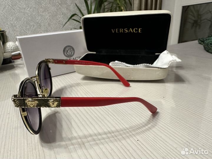 Солнцезащитные очки Versace оригинал
