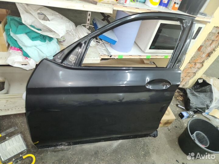 Передняя левая дверь на BMW X4 (G 02)
