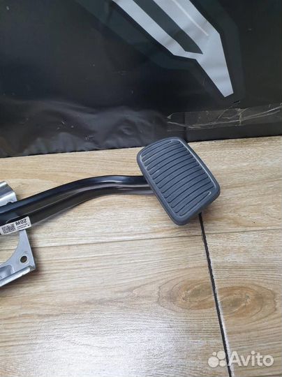 Педаль тормоза Hyundai Santafe 4 TM