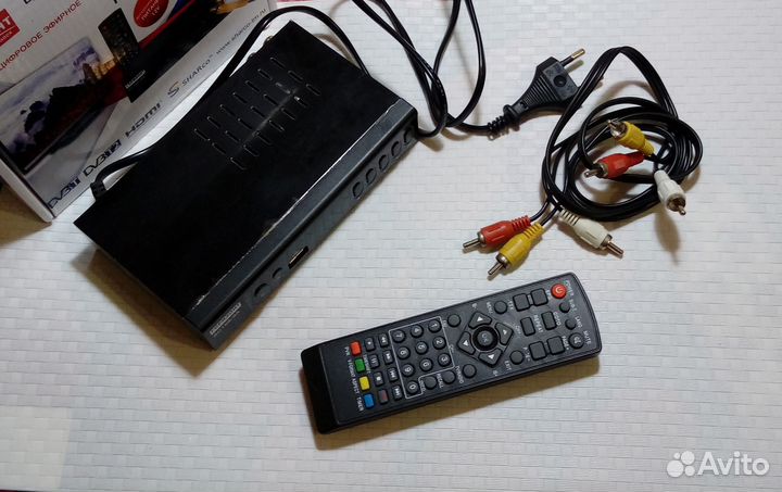 Цифровая тв приставка Горизонт SC-1689A
