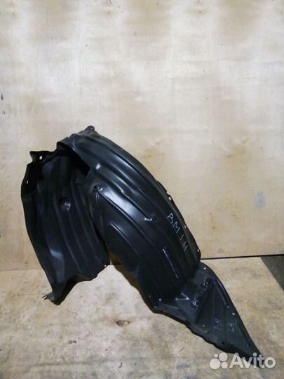Подкрылок передний левый Мазда 3 BM