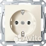 SE Merten SM Беж глянец Розетка с/з безвинт.зажим