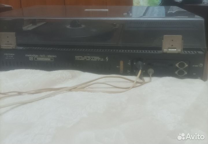 Проигрыватель винила Мелодия 103М стерео с 6ас2