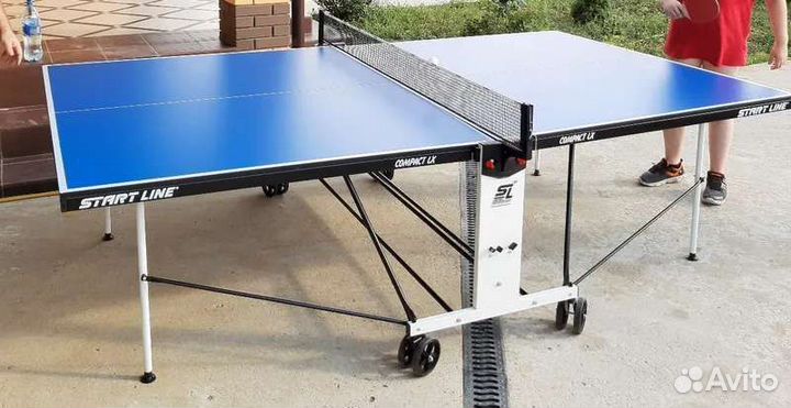 Теннисный стол для помещения