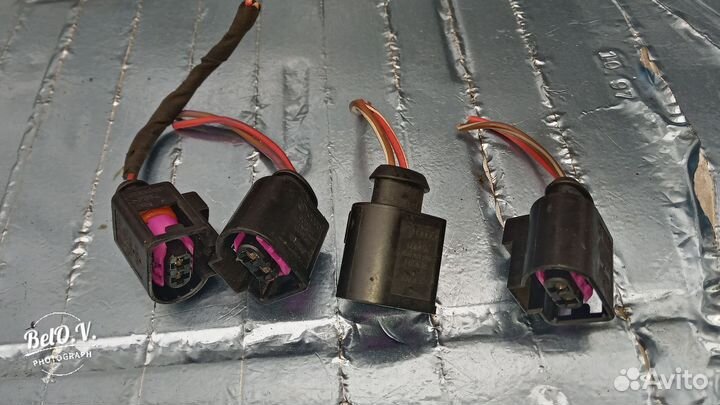 Фишка проводки Ауди Фольксваген Шкода 4D0971992