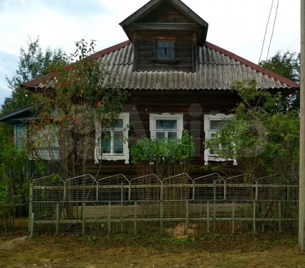 Дом 50 м² на участке 32 сот.