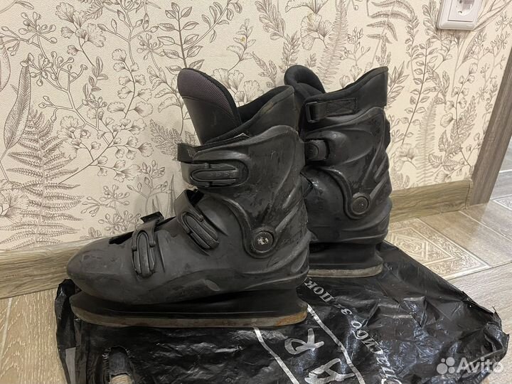 Коньки хоккейные 41 42 размер