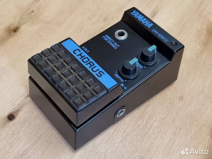 Педаль эффектов, чехол, пикгард Yamaha RS, тюнеры