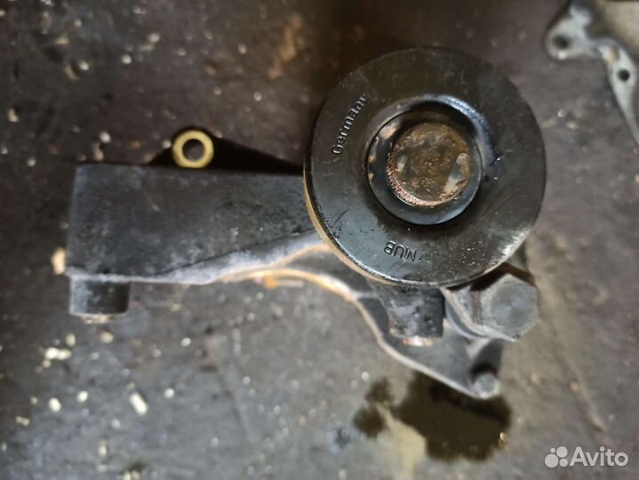 Кронштейн компрессора кондиционер bmw e39 e46 2.0d