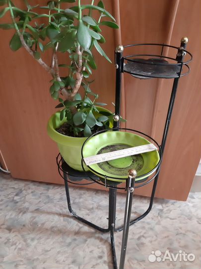 Подставка для цветов напольная металлическая б.у
