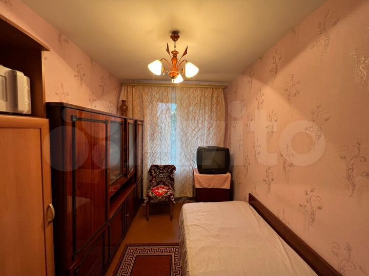 Комната 11 м² в 2-к., 2/5 эт.