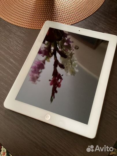 Планшет Apple iPad 2-го поколения