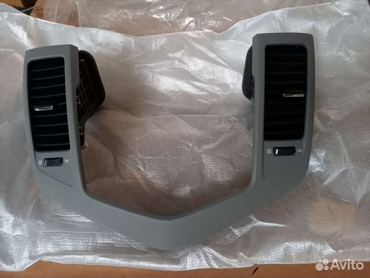 Дефлектор воздуховода с окантовкой Chevrolet Cruze