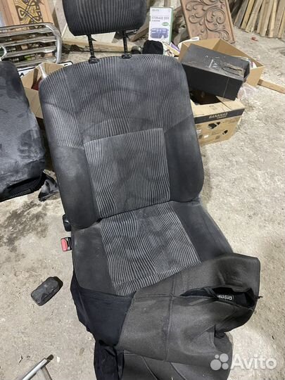 Сиденья на рено