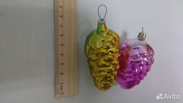 Советские стеклянные ёлочные игрушки-шишки