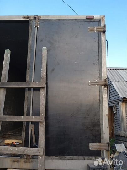 Задние ворота на фургон, газель