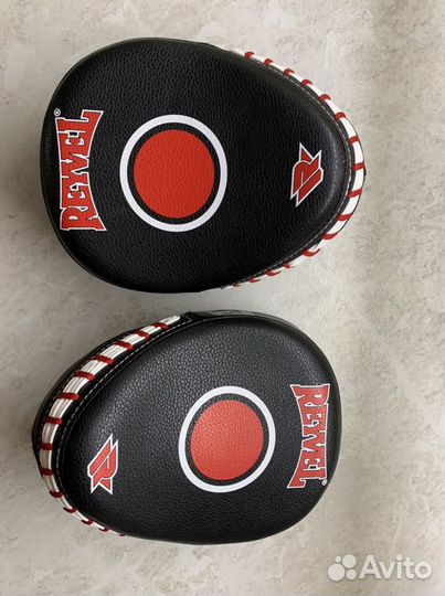 Лапы для единоборств reyvel